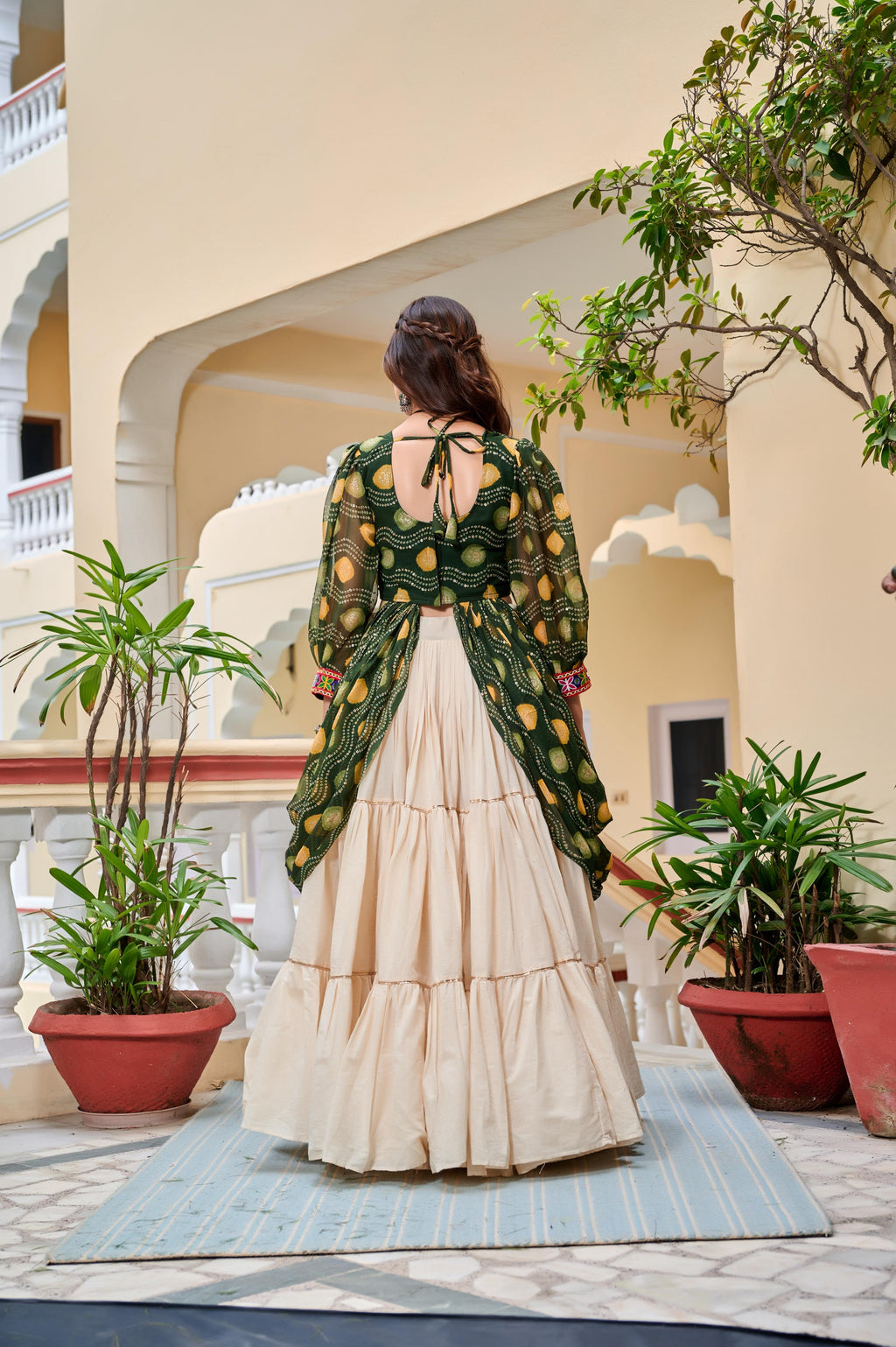 Green Authentic Gamthi Work Garba Navratri Chaniya Choli with Shrug