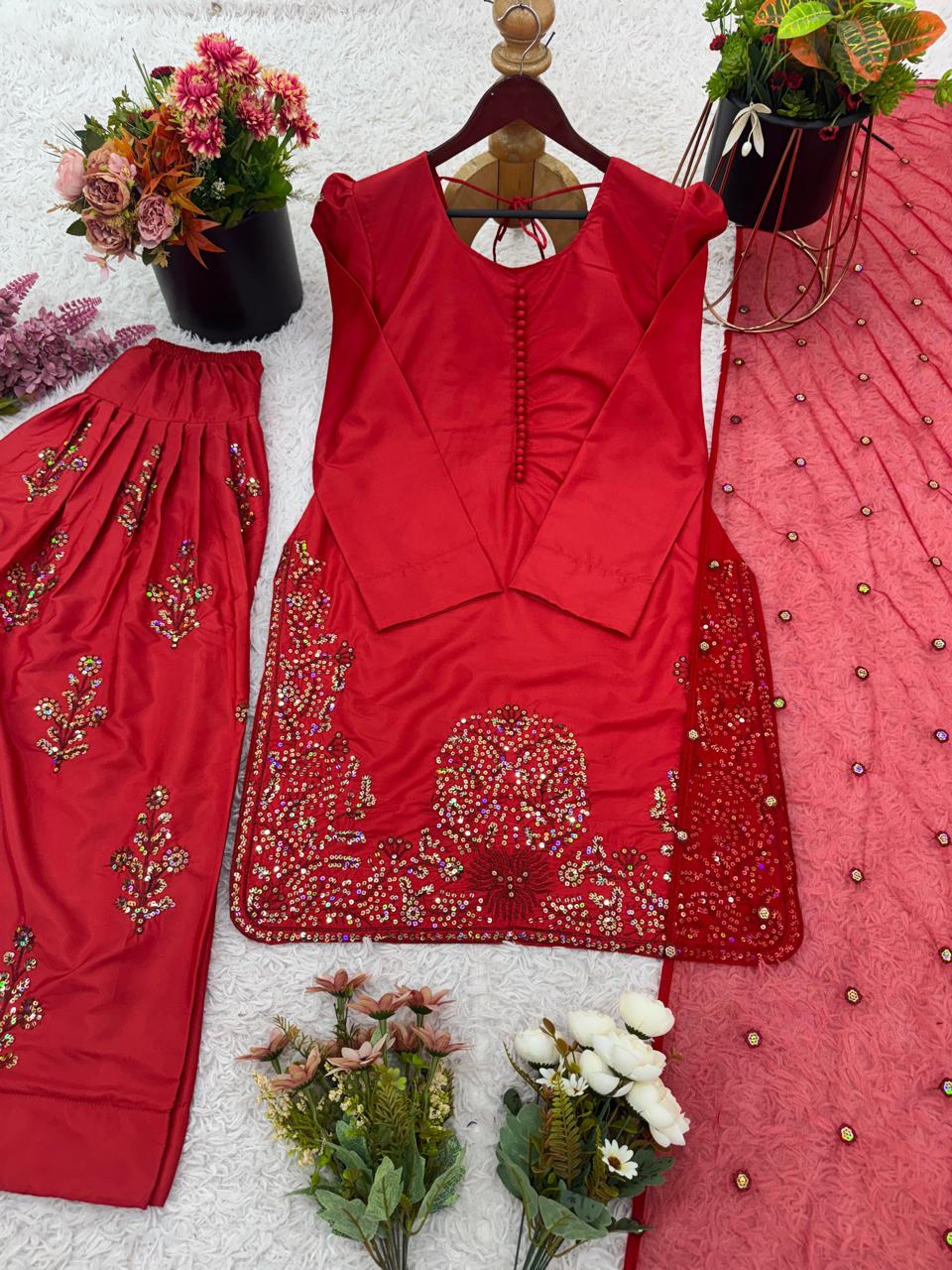 Red Elegant Embroidered Crepe Silk Farshi Salwar Kameez | Ready to Wear